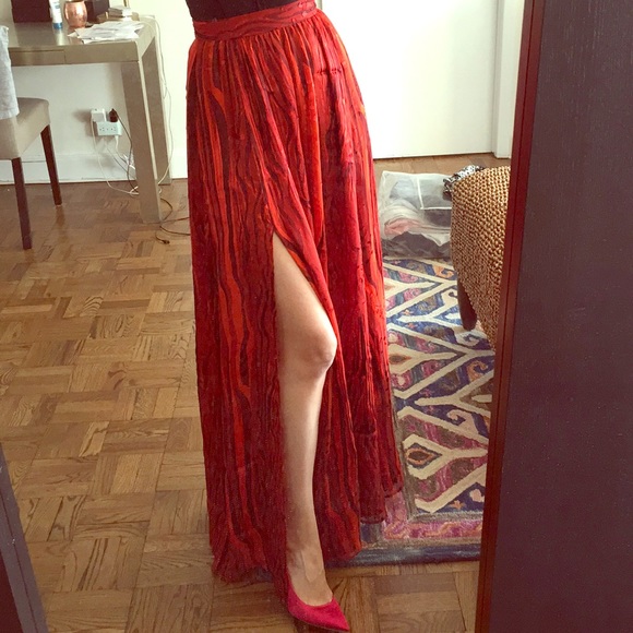 Rachel Zoe Dresses & Skirts - RACHEL ZOE red flamenco style skirt